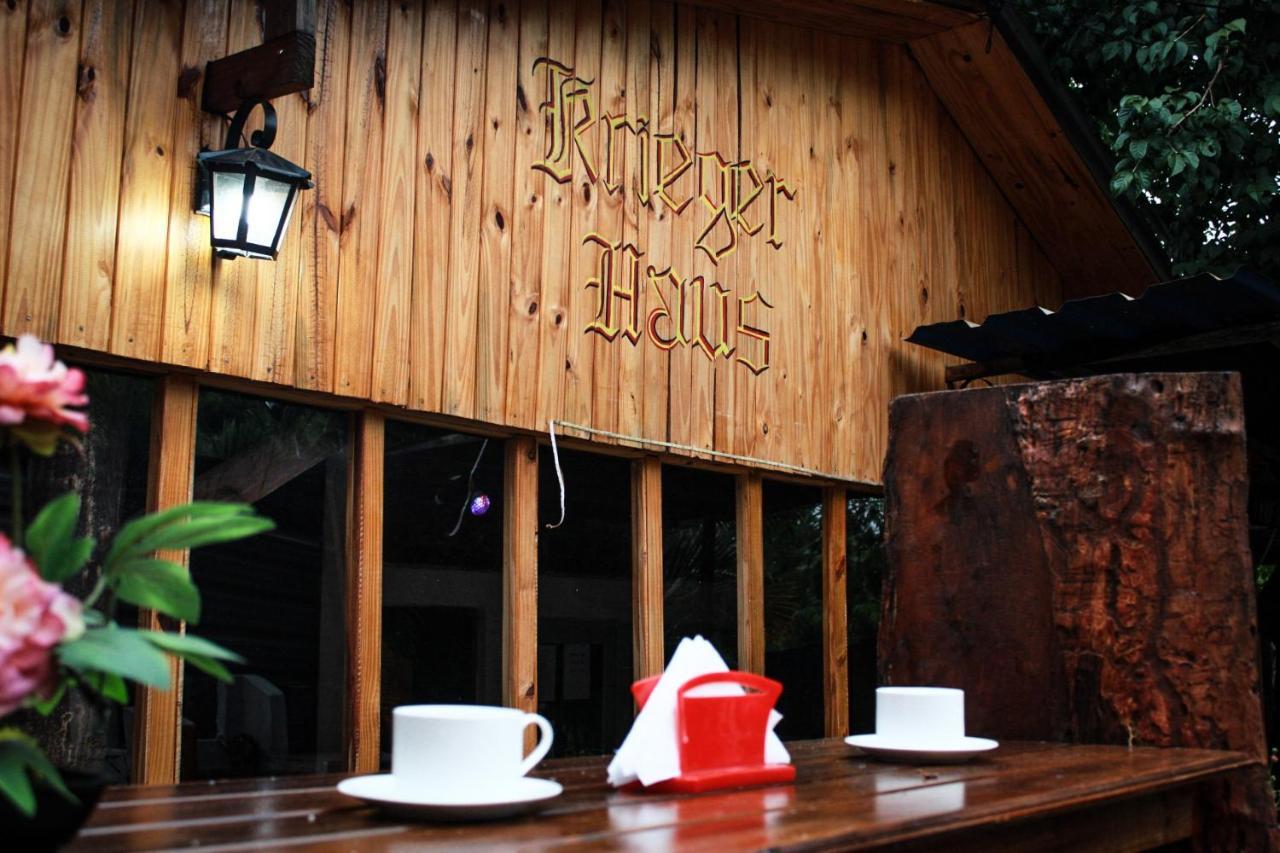 Krieger Haus Vandrehjem Puerto Iguazú Eksteriør billede
