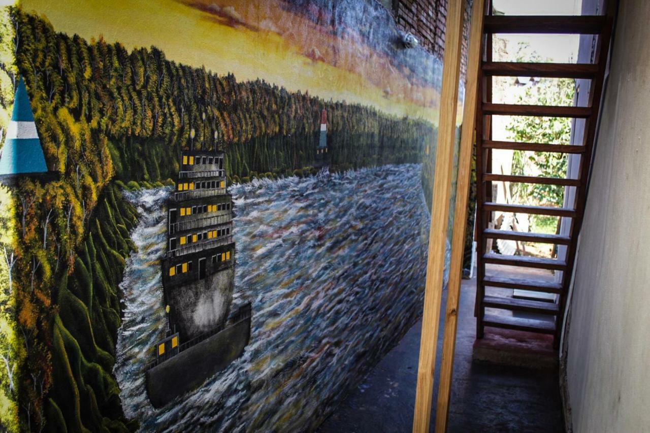 Krieger Haus Vandrehjem Puerto Iguazú Eksteriør billede